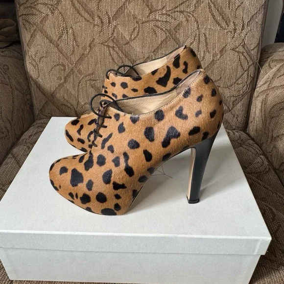 Charlotte Olympia Alice Platform High Pump In Hyena Animal Print Black Sz 37.5